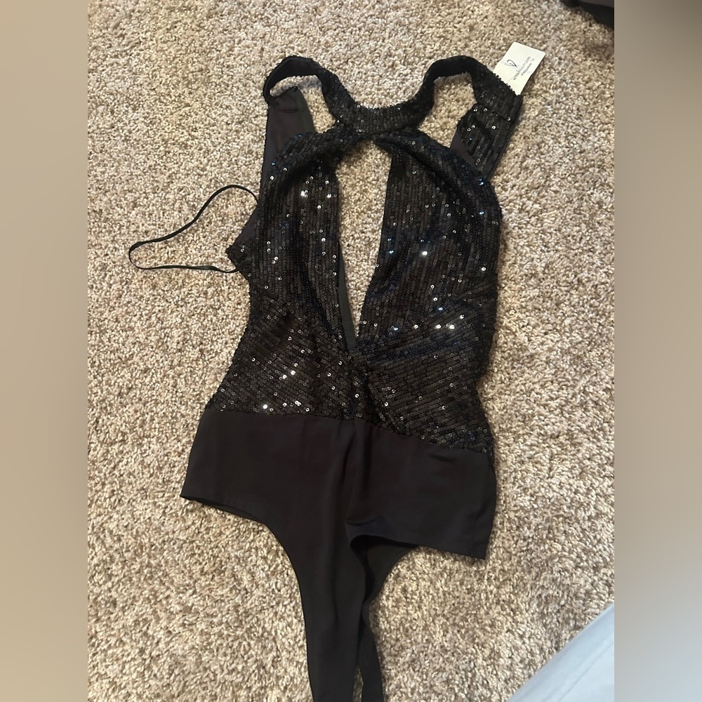 Windsor keyhole bodysuit